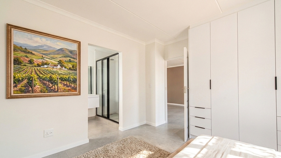 To Let 2 Bedroom Property for Rent in Vredekloof East Western Cape